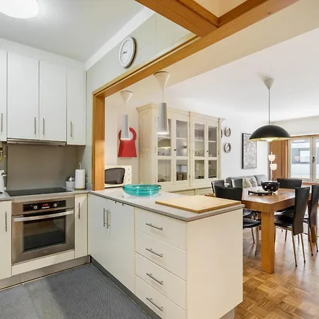 The Sun And Sea By Minho's Guest Fão