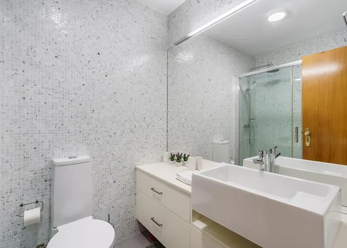 The Sun And Sea By Minho's Guest Fão