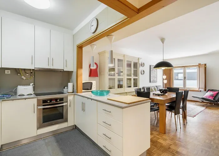 The Sun And Sea By Minho's Guest Fão